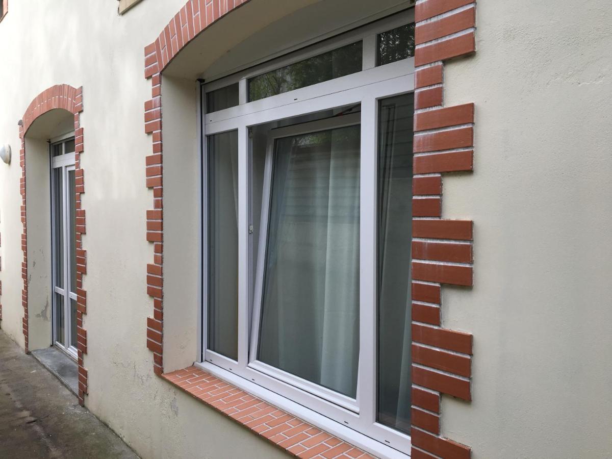 T2 Au Calme - Rond Point De Vannes Nantes Kültér fotó
